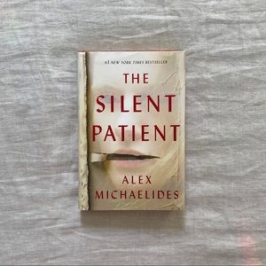 The Silent Patient by Alex Michaelides Book